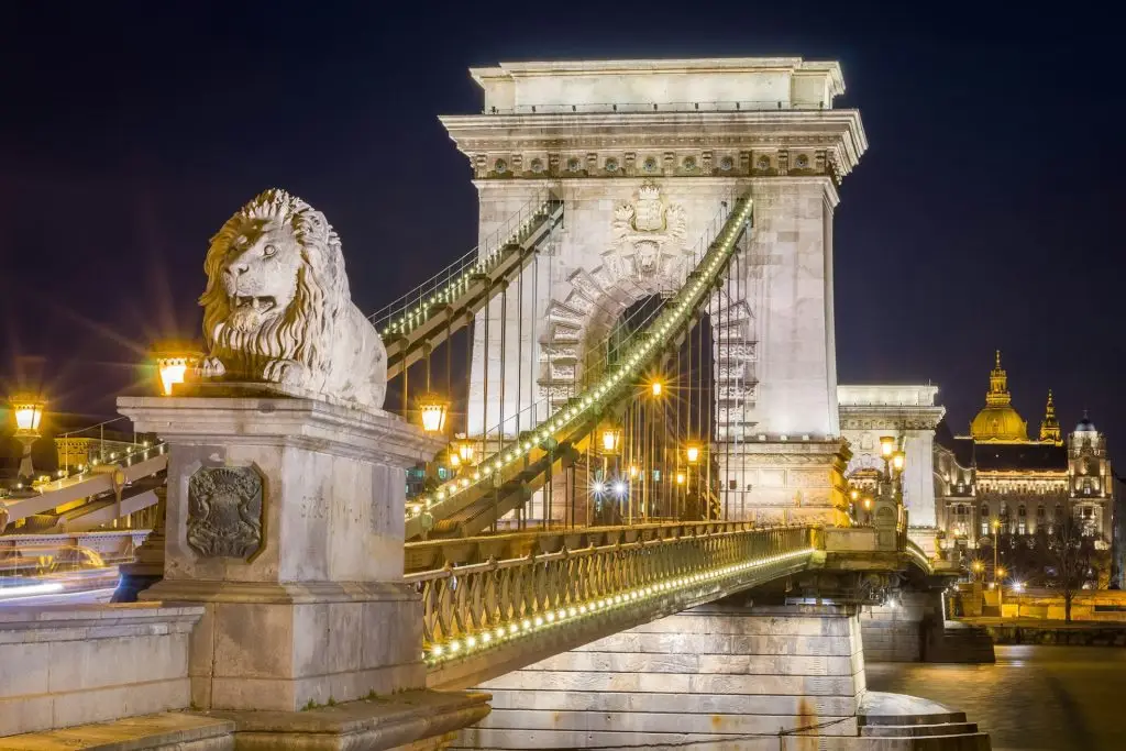 Night view of the Szechenyi Chain Bridge. Budapest, Hungary.